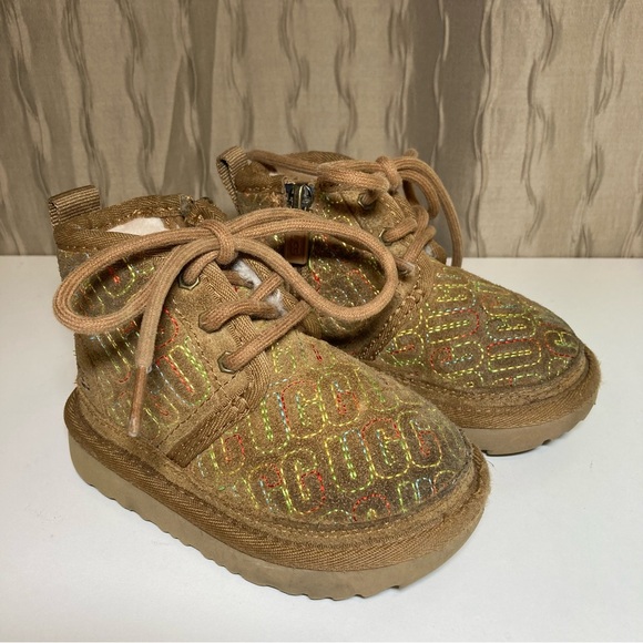 UGG Neumel II Boots Toddler 6 Graphic Stitch Fur Lined Unisex Tie Chukka Brown - Picture 1 of 16